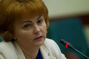 У нас есть две крайности: кто-то сам хочет в больницу, а кому это надо — отказываются