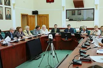 Майский Указ Президента, касающийся роста зарплат бюджетников, исполняется в соответствии с «дорожными картами»