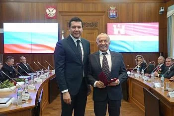 Главный врач Областной стоматологической поликлиники награжден медалью «За заслуги перед Калининградской областью»