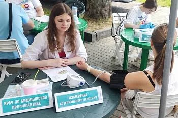 В течение месяца свое здоровье в парках областного центра проверили больше тысячи человек